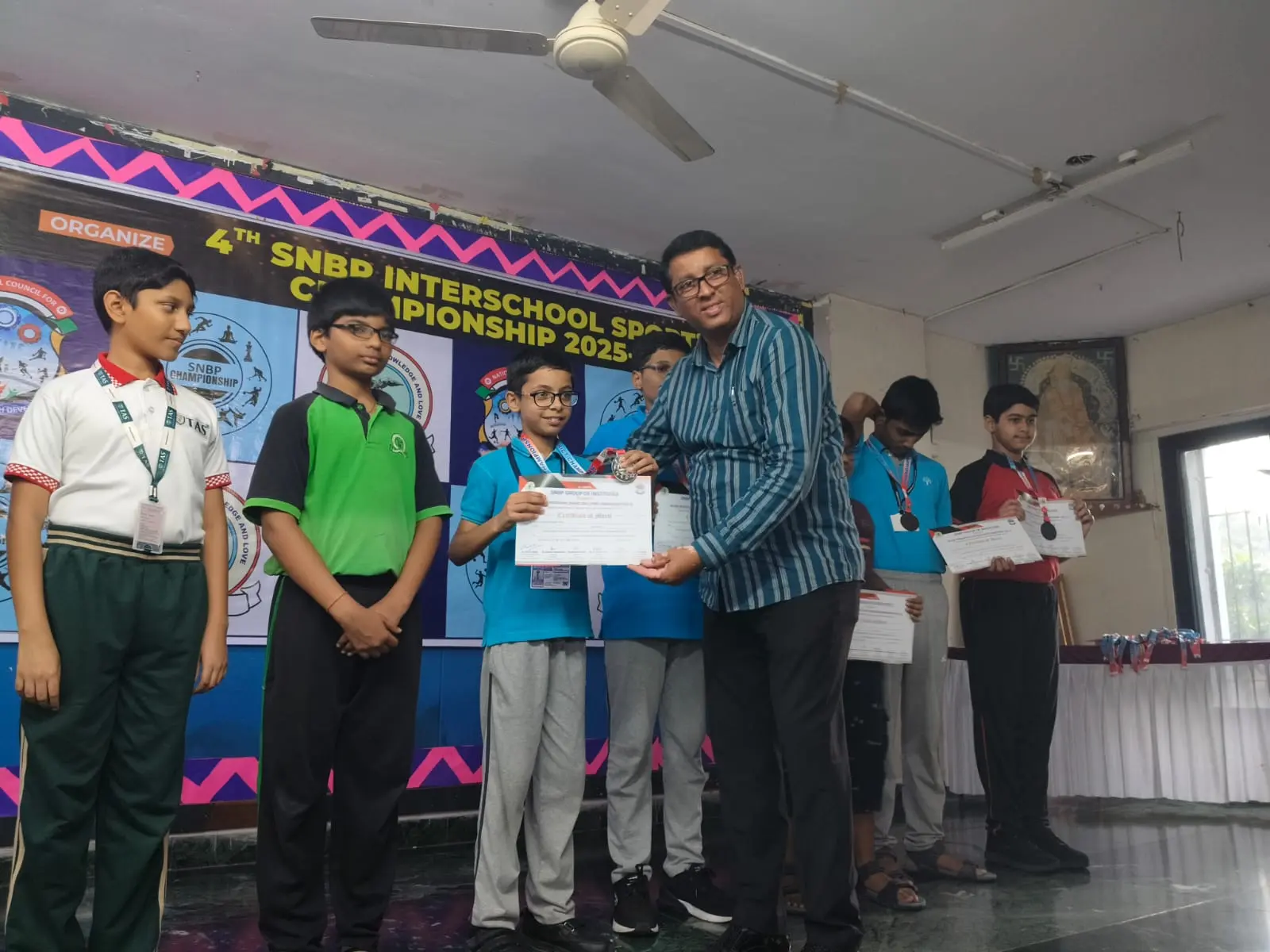 Online chess coaching helping children improve thinking skills